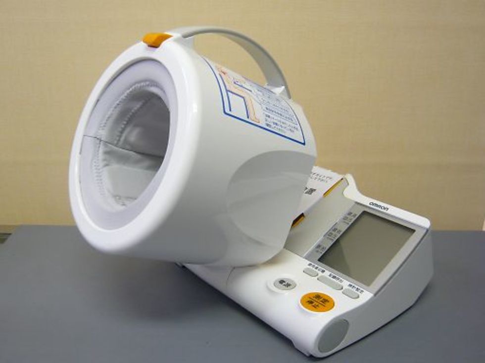 オムロン　自動血圧計　スポットアーム　HEM-1000　販売済みのサムネイル