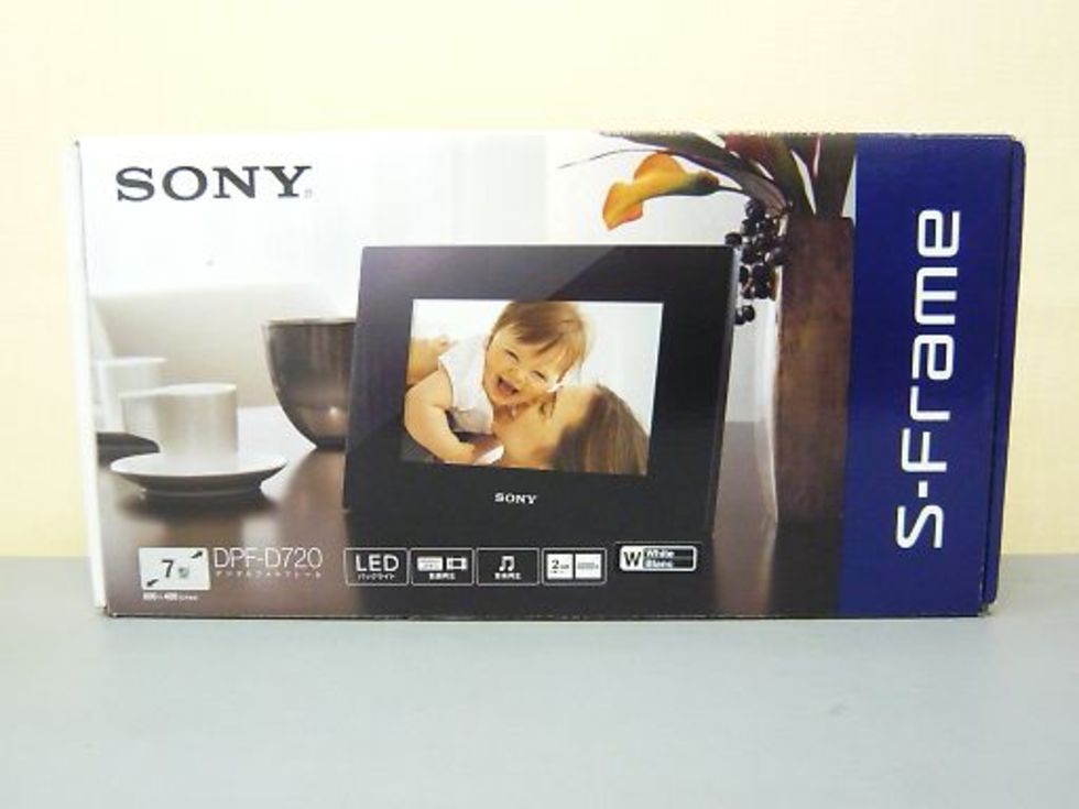 SONY　デジタルフォトフレーム　DPF-D720のサムネイル