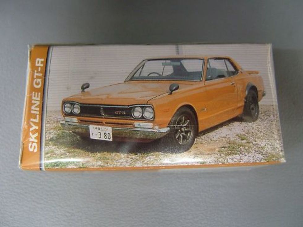 ガリバー特注 トミカスカイライン 2000 GT-R 　販売済みのサムネイル
